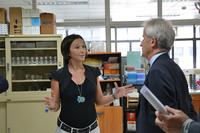 L'ambassadeur de France visite le laboratoire IATE en Thailande